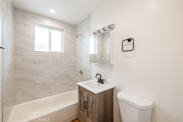 Bathroom, Interior, Marble Walls, Recessed Lighting