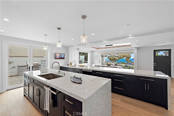 Interior, Kitchen, Pendant Lights, Recessed Lighting, Water, Wood Texture Flooring