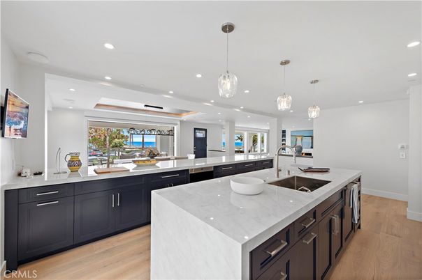 Interior, Kitchen, Pendant Lights, Recessed Lighting, Wood Texture Flooring