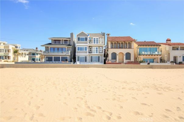 Backyard, Exterior, Facade, Mediterranean