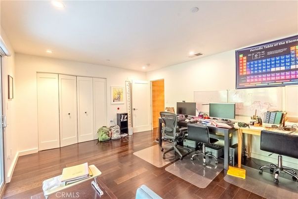 Home Office, Interior, Recessed Lighting, Wood Texture Flooring