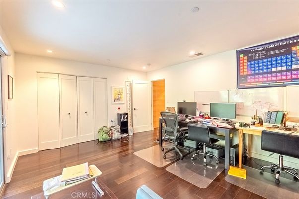 Home Office, Interior, Recessed Lighting, Wood Texture Flooring