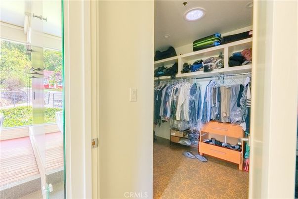 Interior, Recessed Lighting, Walk-in Closets