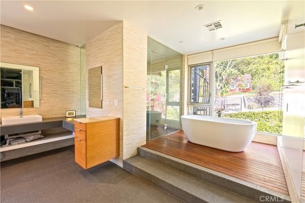 Bathroom, Dual Sink Vanities, Free Standing Baths, Glass Shower, Interior, Recessed Lighting