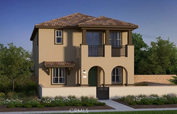 Exterior, Facade, Mediterranean
