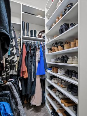 Interior, Walk-in Closets