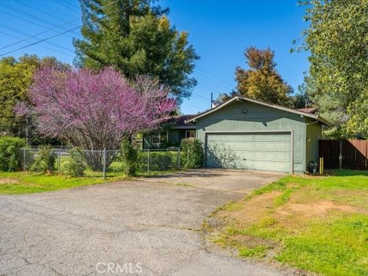 Backyard, Detached Garage, Exterior