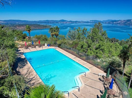 Exterior, Pool, Water