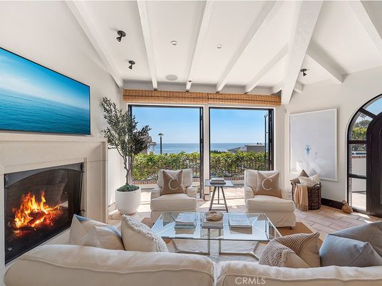 Fireplace, Interior, Living room, Recessed Lighting, Water