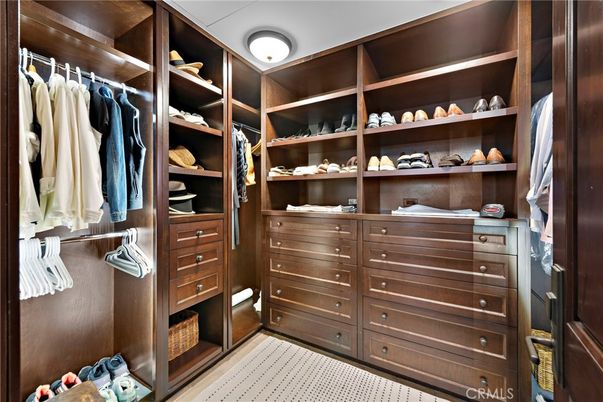 Interior, Walk-in Closets
