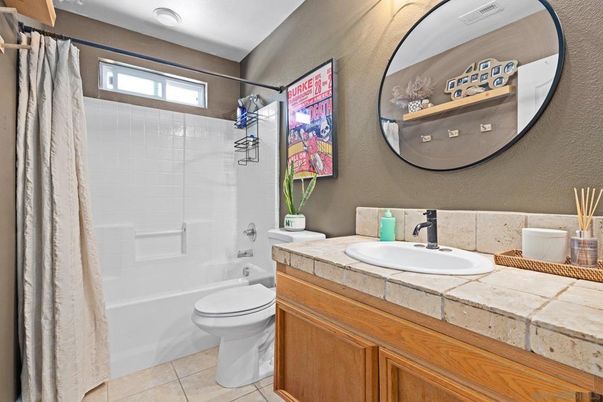 Bathroom, Interior, Tile Countertops