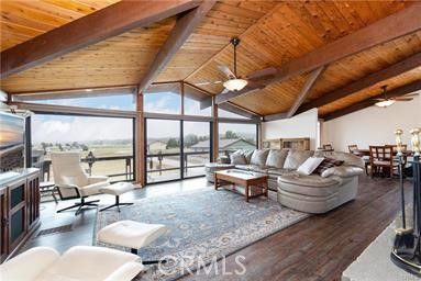 Dining room, Interior, Living room, Pendant Lights, Wooden Beams, Wooden Ceilings, Wood Texture Flooring