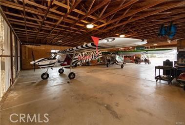 Fitness Equipment, Garage, Interior, Wooden Beams