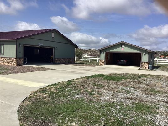 Backyard, Detached Garage, Exterior