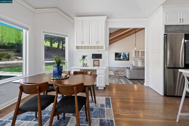 Dining room, Interior, Kitchen, Pendant Lights, Stainless Steel Appliances, Wooden Beams, Wood Texture Flooring