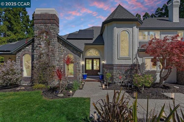 Exterior, Facade, Solar Panels, Queen Anne Victorian