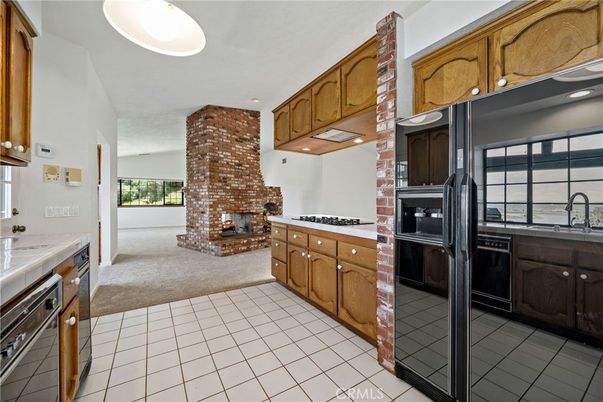 Fireplace, Interior, Kitchen, Tile Countertops