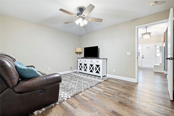 Interior, Pendant Lights, Wood Texture Flooring