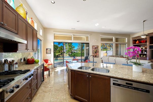 Interior, Kitchen, Living room, Recessed Lighting, Stainless Steel Appliances