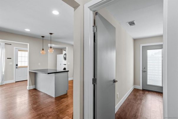 Interior, Kitchen, Pendant Lights, Recessed Lighting, Wood Texture Flooring