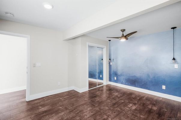 Empty room, Interior, Pendant Lights, Recessed Lighting, Wood Texture Flooring