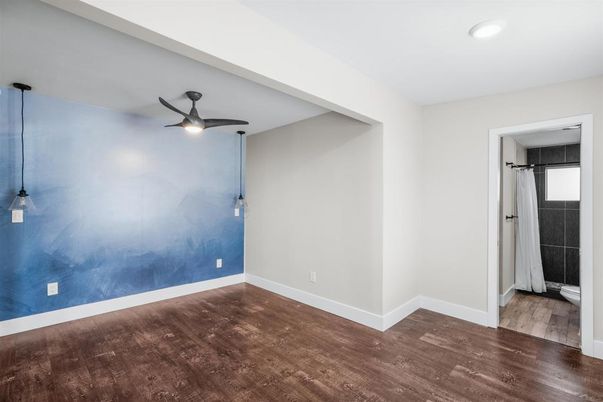 Empty room, Interior, Pendant Lights, Recessed Lighting, Wood Texture Flooring