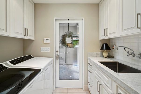 Interior, Washer