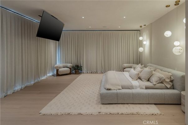 Bedroom, Interior, Pendant Lights, Recessed Lighting, Wood Texture Flooring