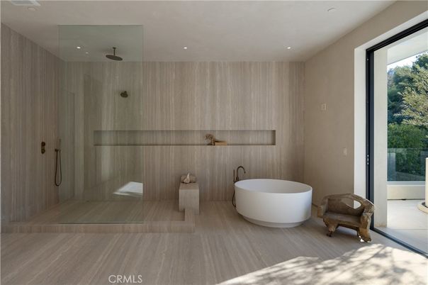 Bathroom, Free Standing Baths, Glass Shower, Interior, Recessed Lighting