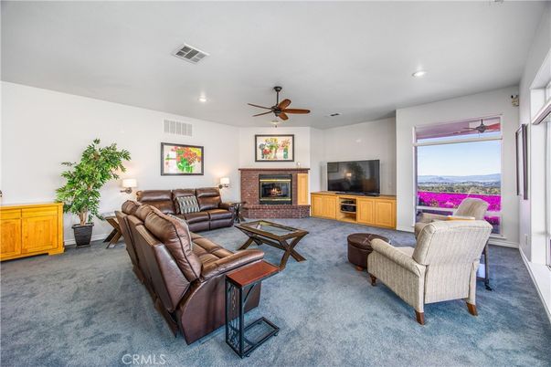 Fireplace, Interior, Living room, Recessed Lighting