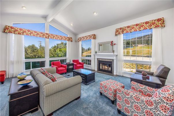 Fireplace, Interior, Living room, Recessed Lighting