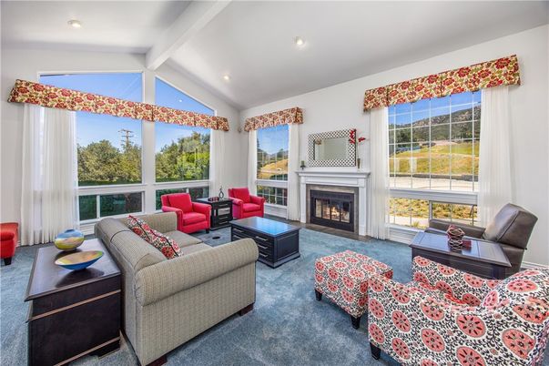 Fireplace, Interior, Living room, Recessed Lighting