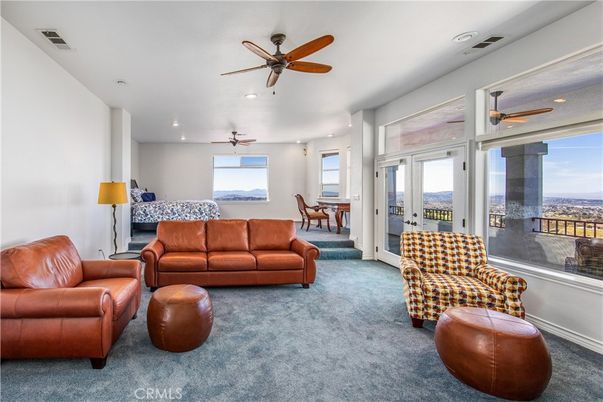 Dining room, Interior, Living room, Recessed Lighting