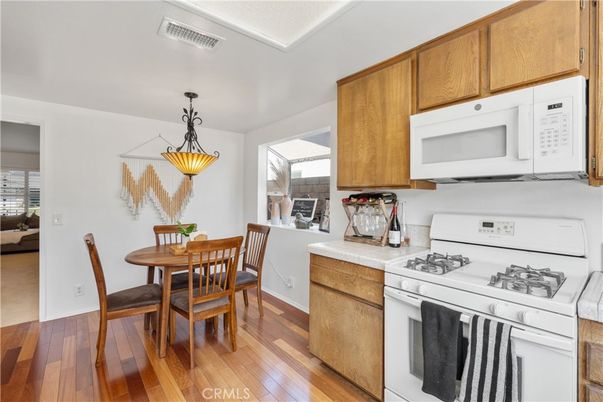 Dining room, Interior, Kitchen, Pendant Lights, Wood Texture Flooring