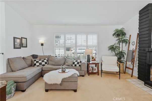 Fireplace, Interior, Living room