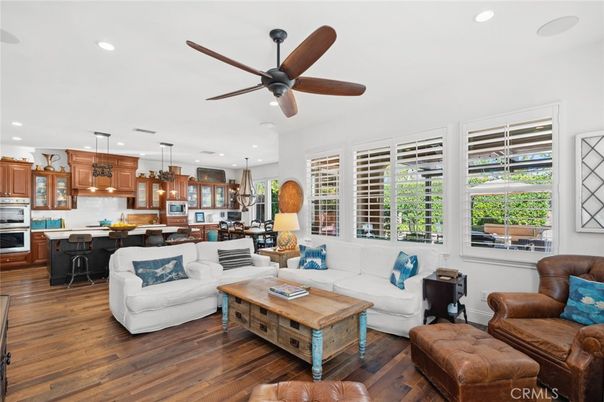 Interior, Kitchen, Living room, Pendant Lights, Recessed Lighting, Stainless Steel Appliances, Wood Texture Flooring