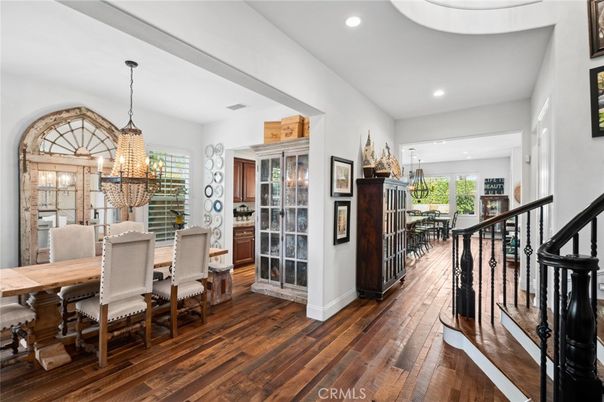Chandelier, Dining room, Interior, Pendant Lights, Recessed Lighting, Wood Texture Flooring