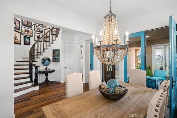 Chandelier, Dining room, Interior, Wood Texture Flooring