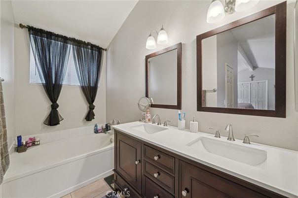 Bathroom, Dual Sink Vanities, Interior