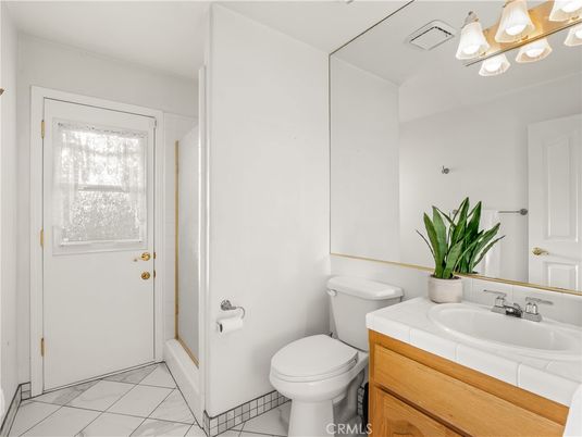 Bathroom, Interior, Tile Countertops