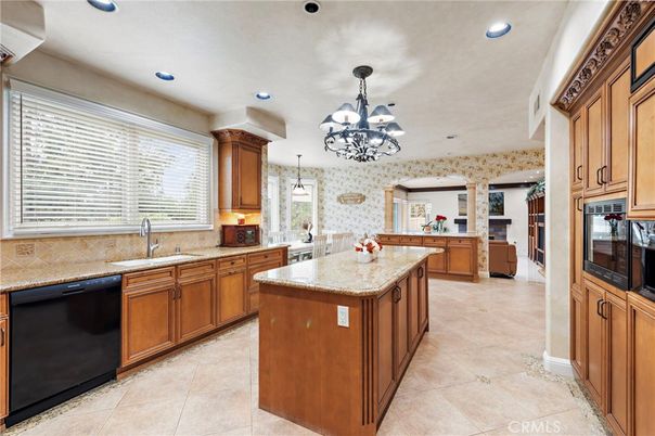 Chandelier, Interior, Kitchen, Pendant Lights, Recessed Lighting
