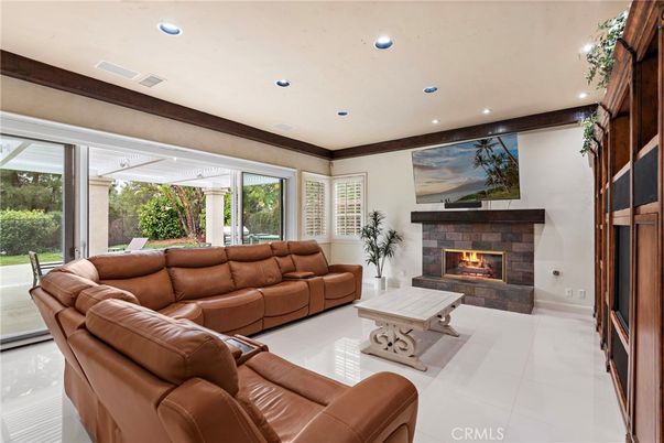 Fireplace, Interior, Living room, Recessed Lighting