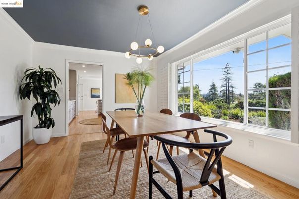 Dining room, Interior, Pendant Lights, Recessed Lighting, Wood Texture Flooring
