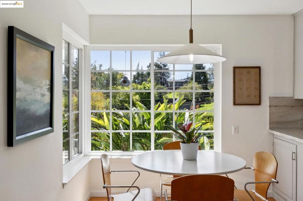 Dining room, Interior, Pendant Lights
