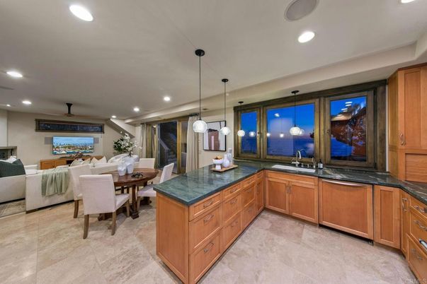 Dining room, Interior, Kitchen, Living room, Pendant Lights, Recessed Lighting, Water