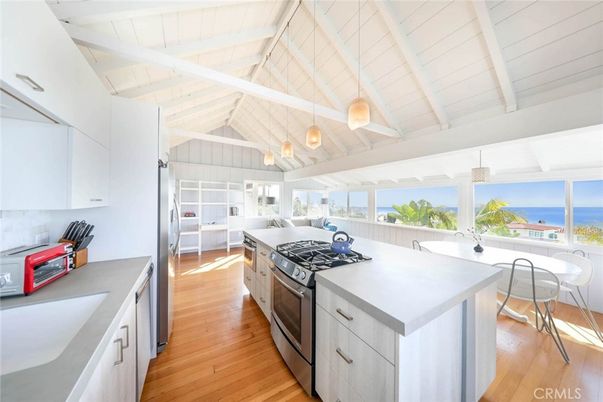 Interior, Kitchen, Pendant Lights, Water, Wood Texture Flooring