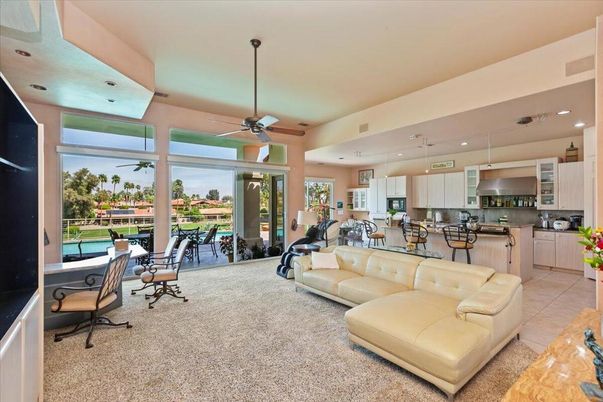 Dining room, Interior, Kitchen, Living room, Pendant Lights, Recessed Lighting, Stainless Steel Appliances