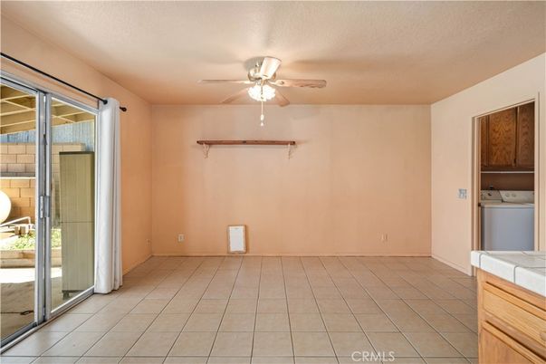 Empty room, Interior, Washer