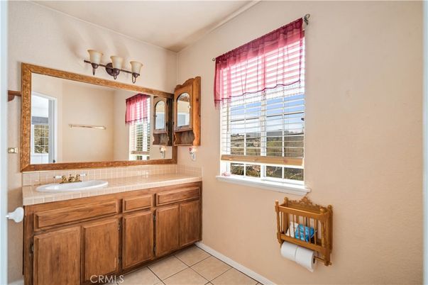 Bathroom, Interior, Tile Countertops