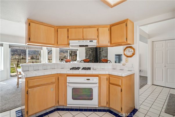 Interior, Kitchen, Tile Countertops